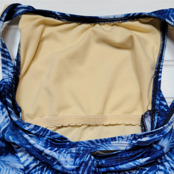 Lands End One Piece Swimsuit - Picture 4 of 6